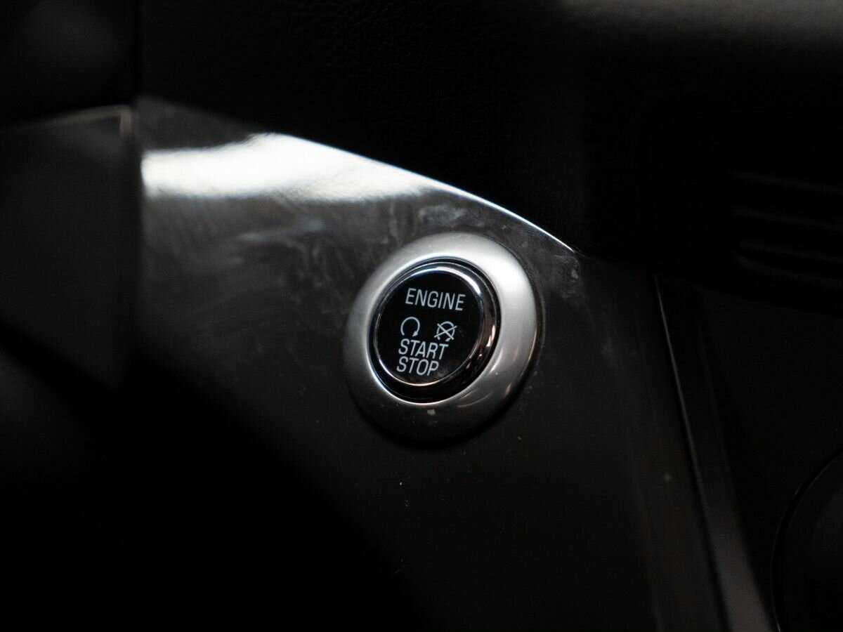 Ford Kuga с пробегом — 2016 год. Фото: #9