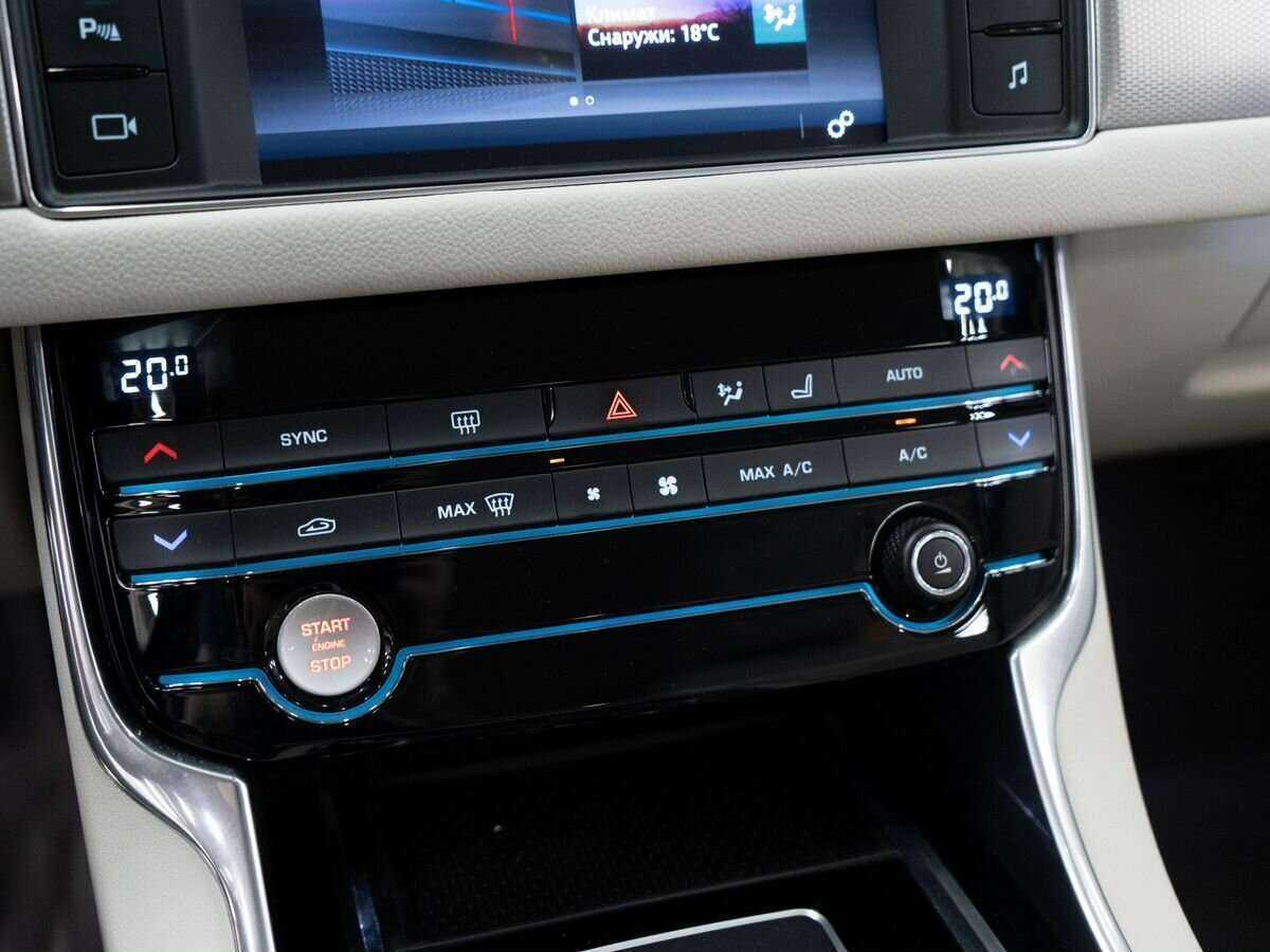Jaguar XF с пробегом — 2017 год. Фото: #10