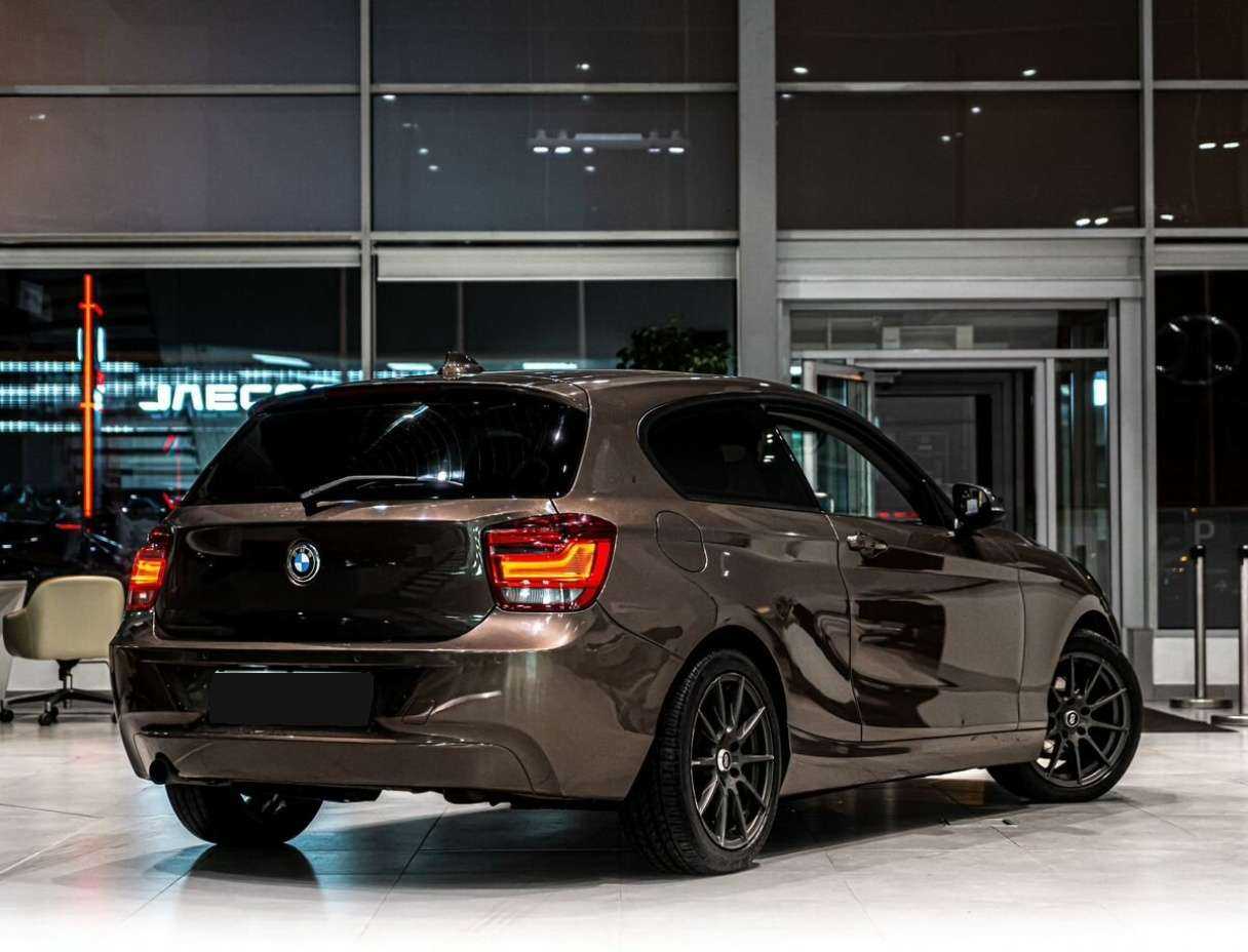 BMW 1 серии с пробегом — 2012 год. Фото: #2