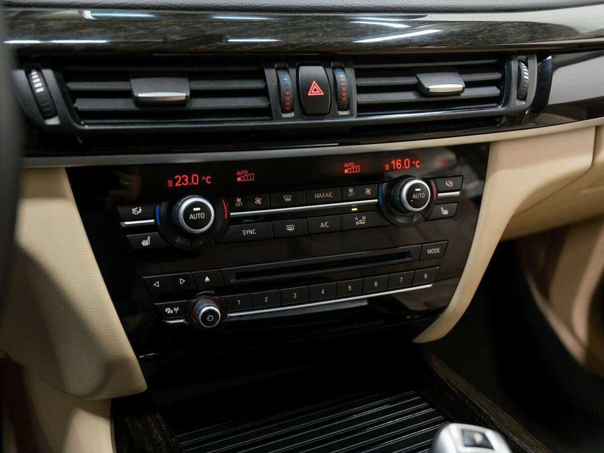 BMW X5 с пробегом — 2015 год. Фото: #23