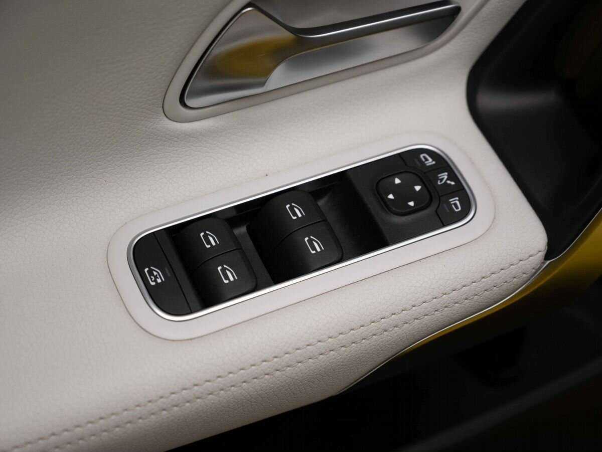 Mercedes-Benz CLA с пробегом — 2020 год. Фото: #17