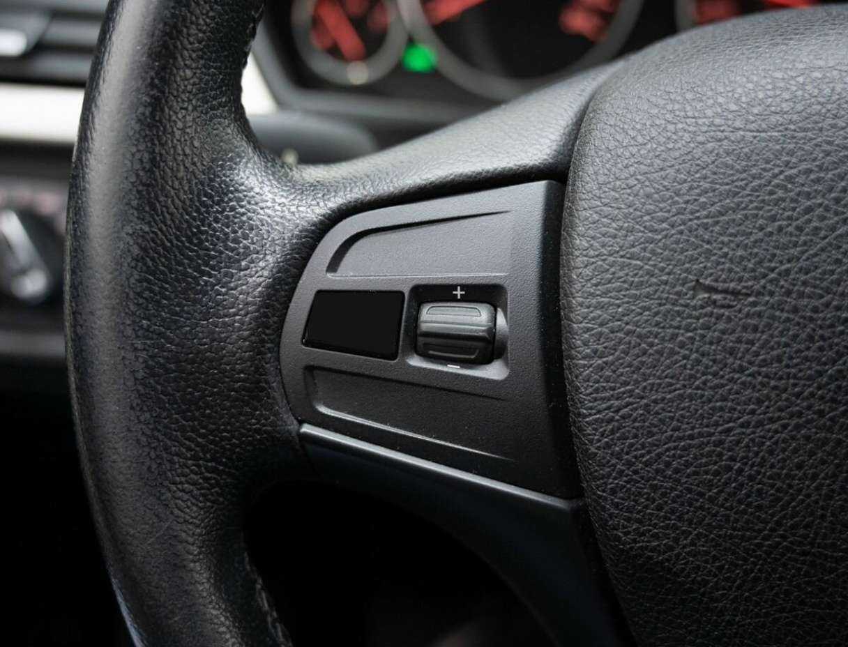 BMW 3 серии с пробегом — 2015 год. Фото: #17