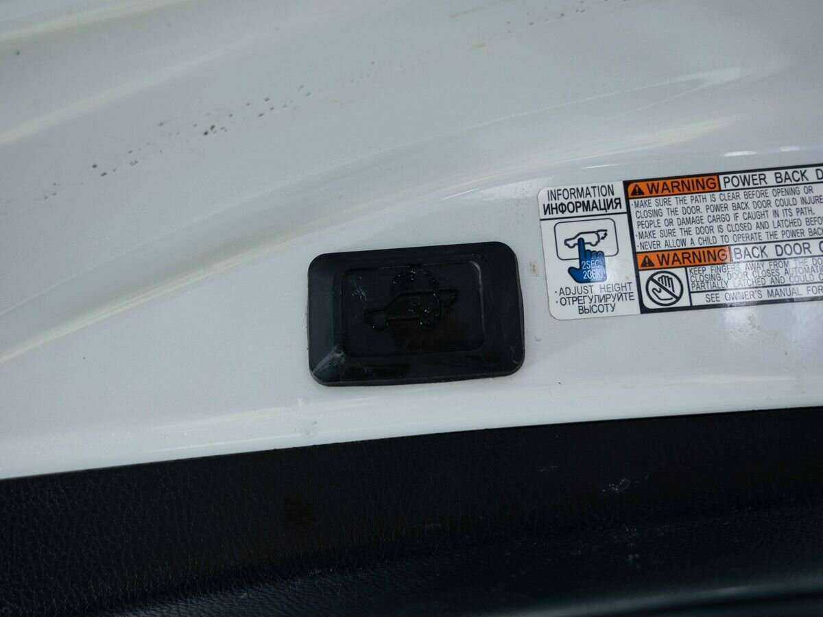 Toyota RAV4 с пробегом — 2019 год. Фото: #22