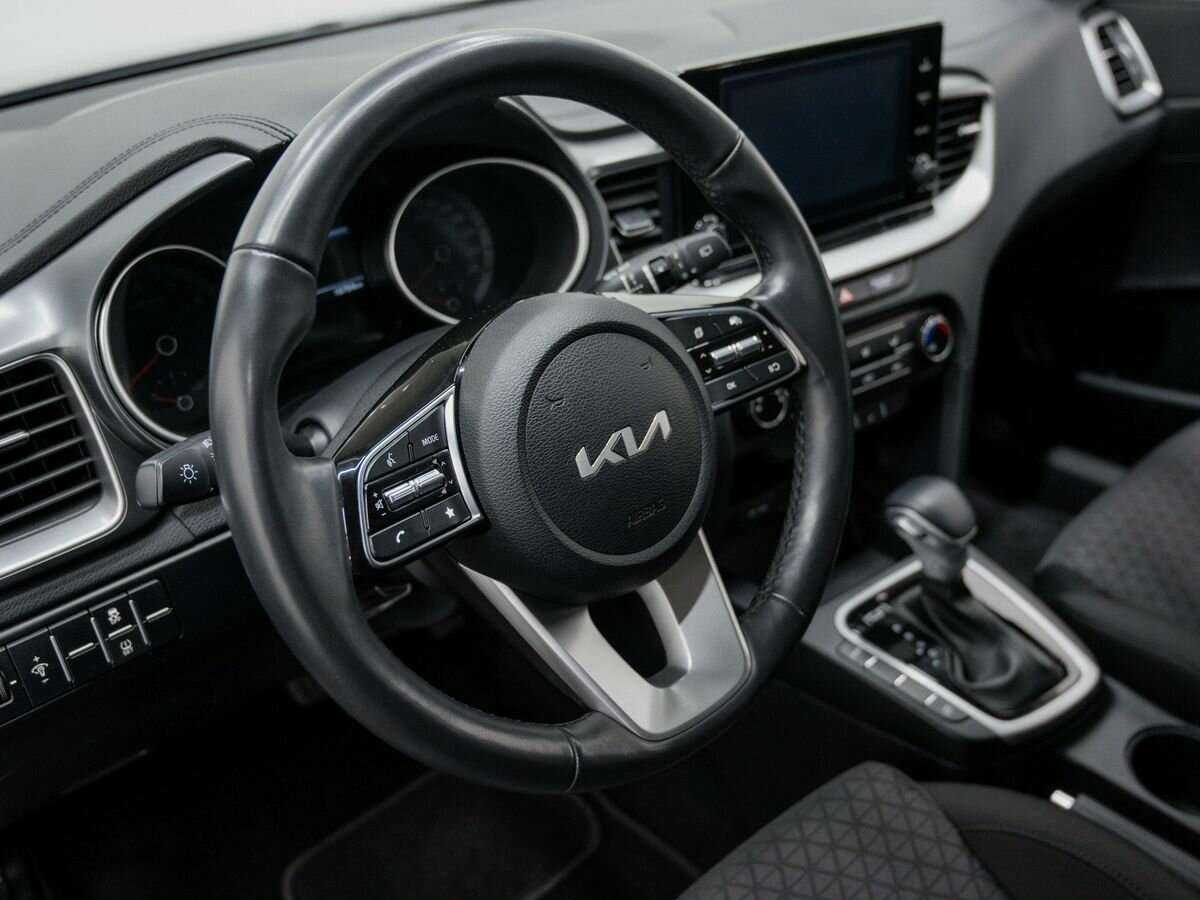Kia Ceed с пробегом — 2022 год. Фото: #17