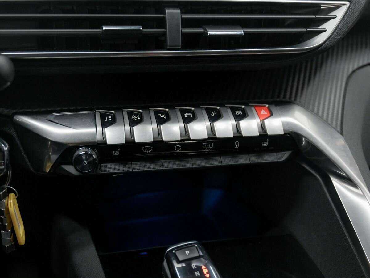 Peugeot 3008 с пробегом — 2018 год. Фото: #17