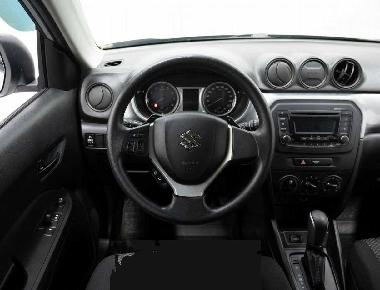 Suzuki Vitara с пробегом — 2015 год. Фото: #11