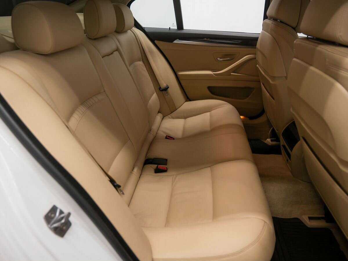 BMW 5 серии с пробегом — 2015 год. Фото: #7