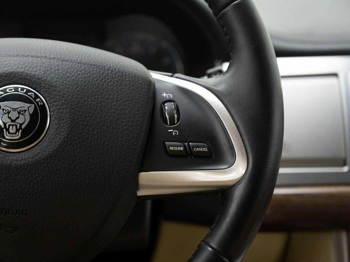 Jaguar XF с пробегом — 2013 год. Фото: #20