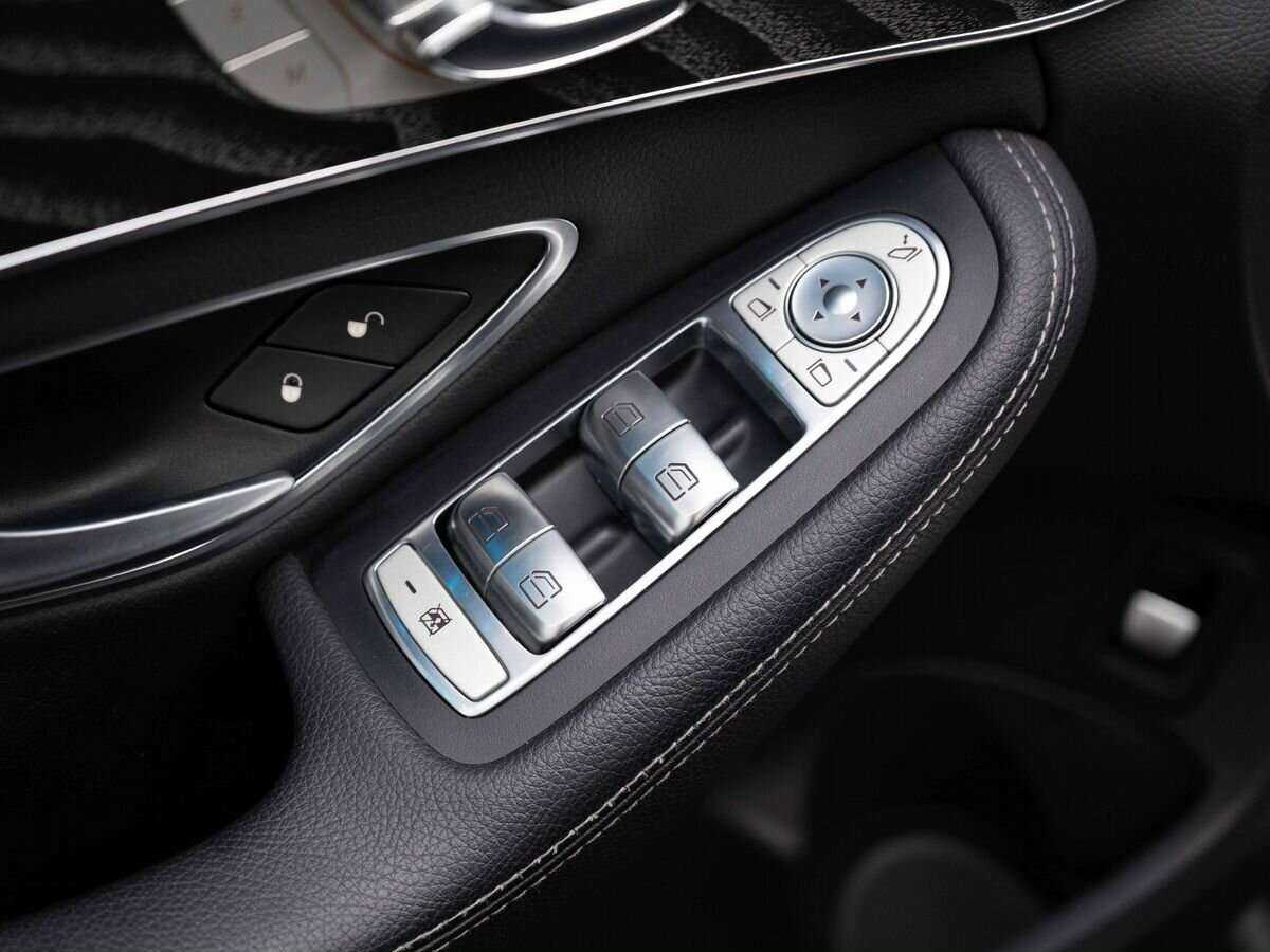 Mercedes-Benz C-Класс с пробегом — 2015 год. Фото: #16