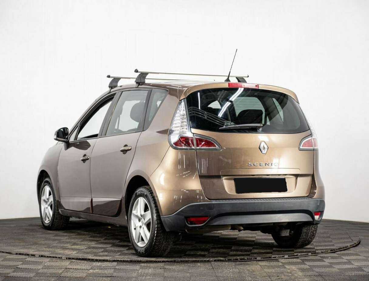 Renault Scenic с пробегом — 2013 год. Фото: #3