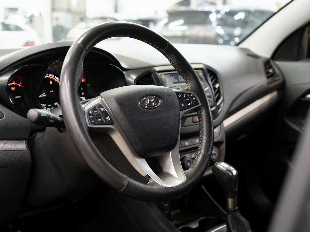 Lada (ВАЗ) Vesta с пробегом — 2020 год. Фото: #4