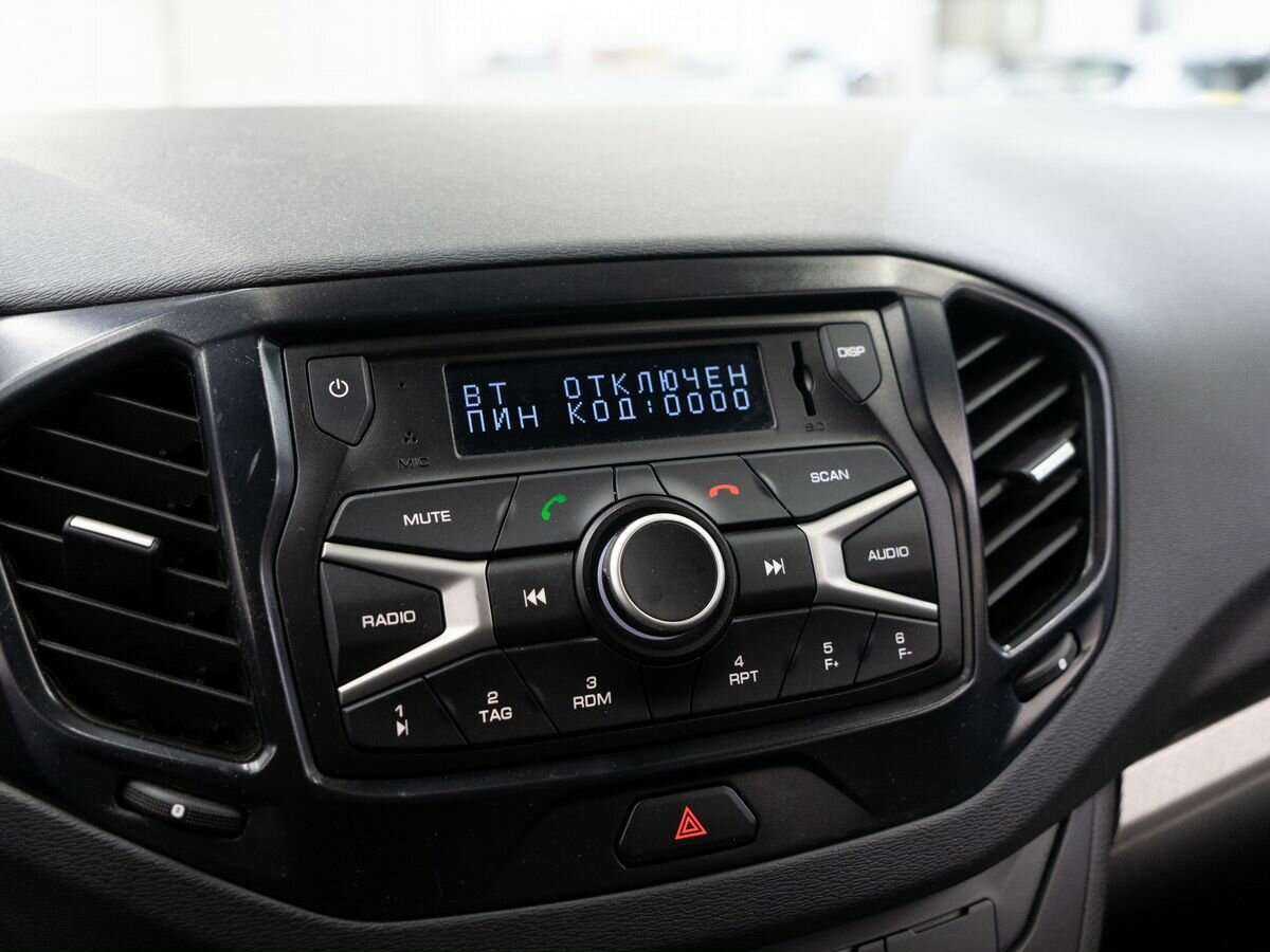 Lada (ВАЗ) Vesta с пробегом — 2020 год. Фото: #9