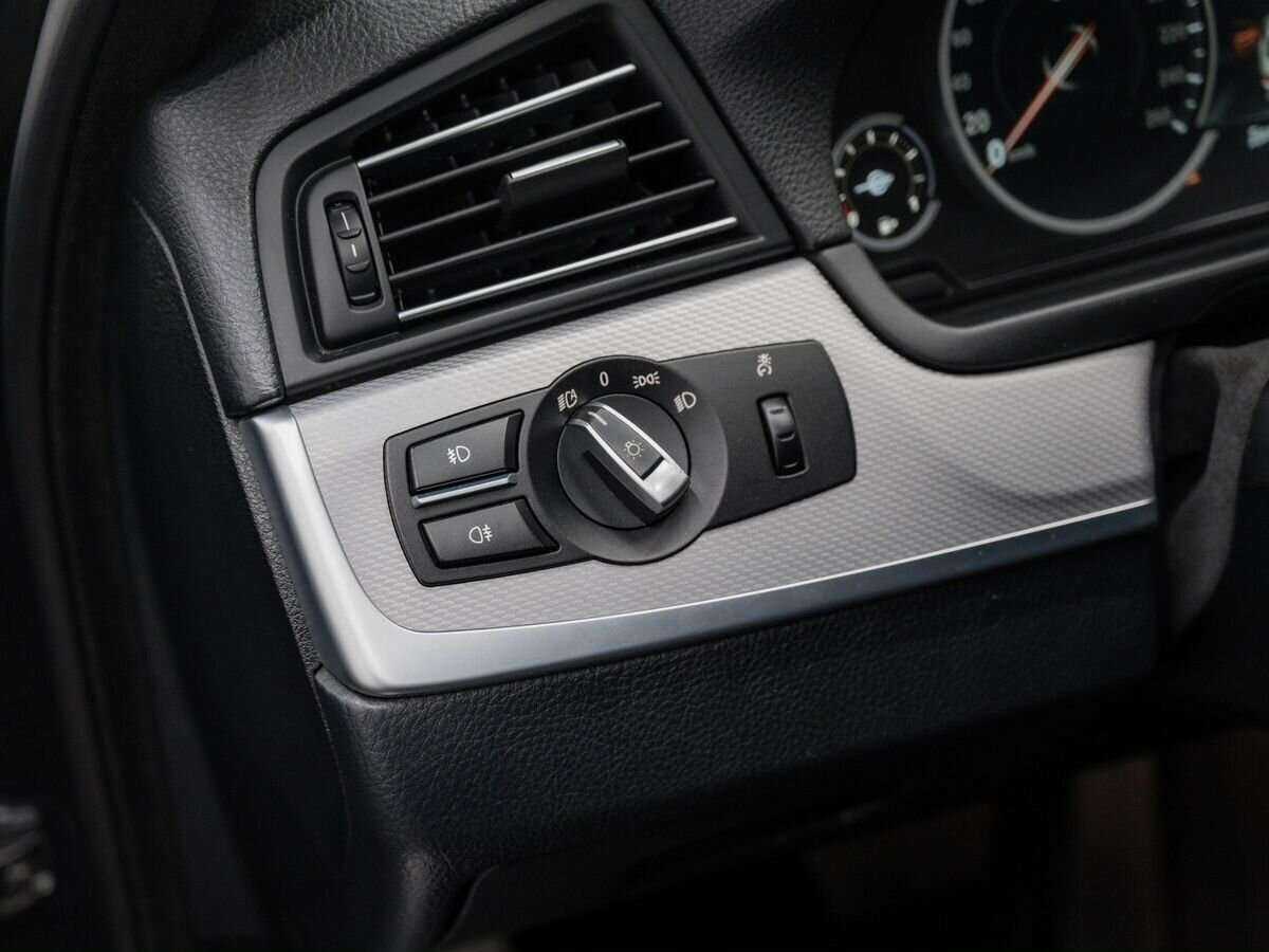 BMW 5 серии с пробегом — 2014 год. Фото: #14