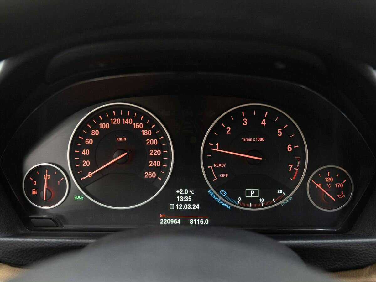 BMW 3 серии с пробегом — 2012 год. Фото: #16