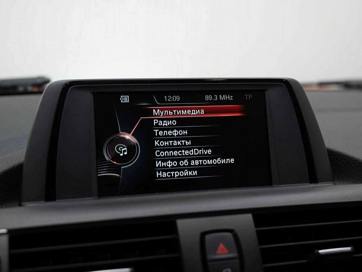 BMW 1 серии с пробегом — 2017 год. Фото: #22