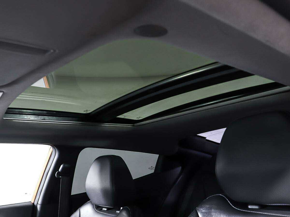 Hyundai Veloster с пробегом — 2014 год. Фото: #11