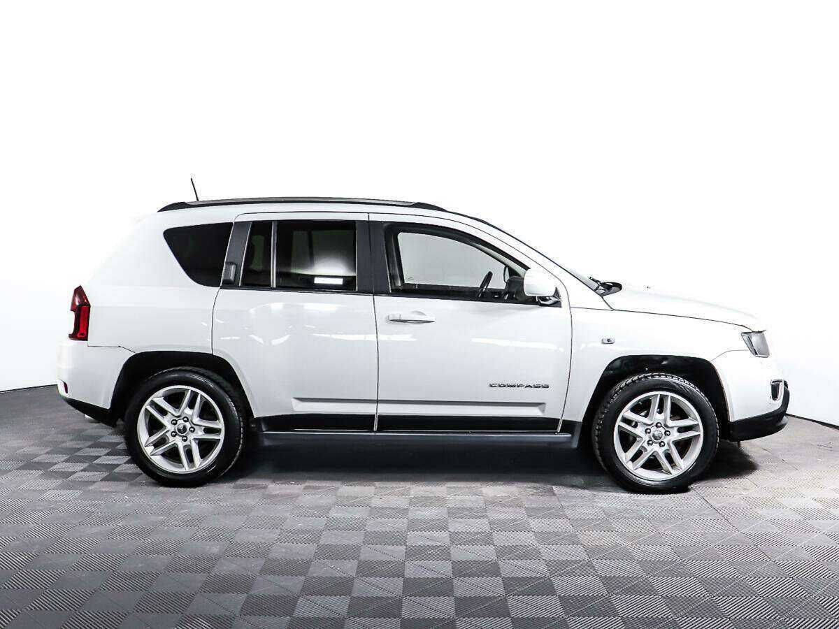 Jeep Compass с пробегом — 2013 год. Фото: #3