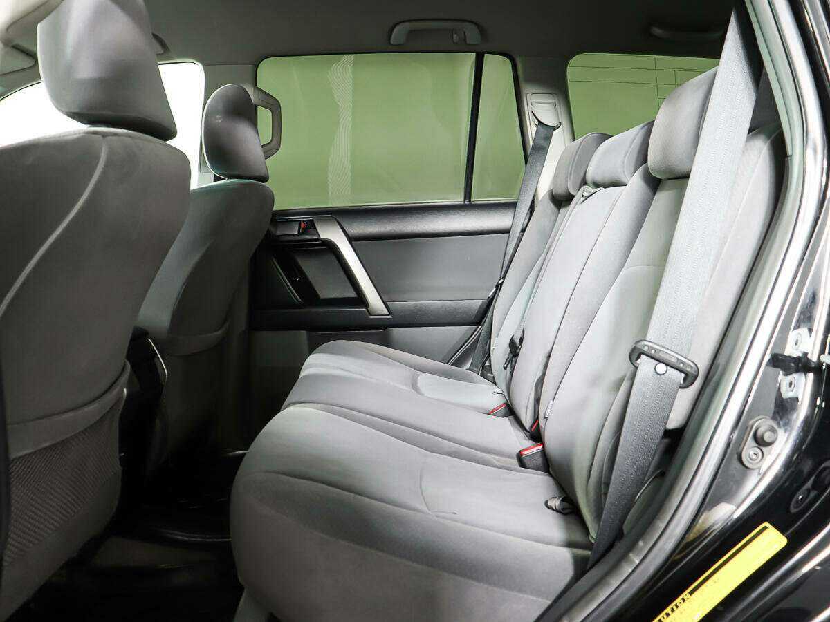 Toyota Land Cruiser Prado с пробегом — 2012 год. Фото: #9