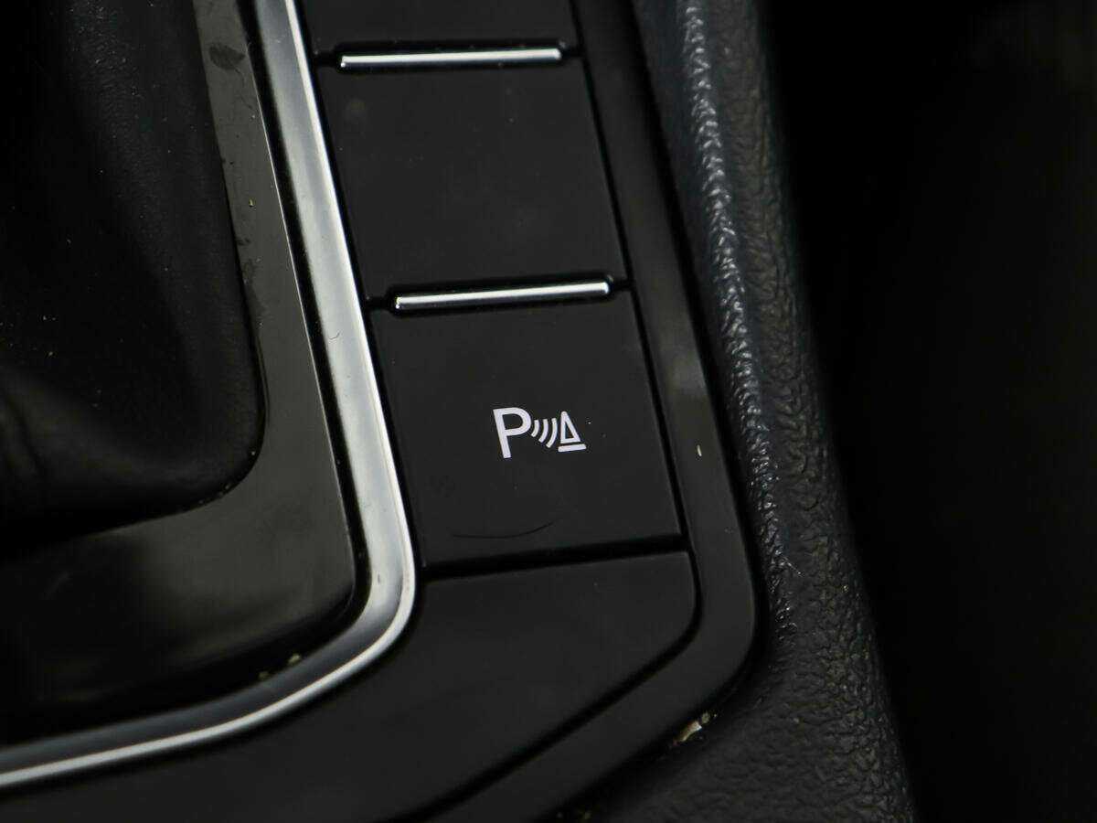 Volkswagen Jetta с пробегом — 2019 год. Фото: #16