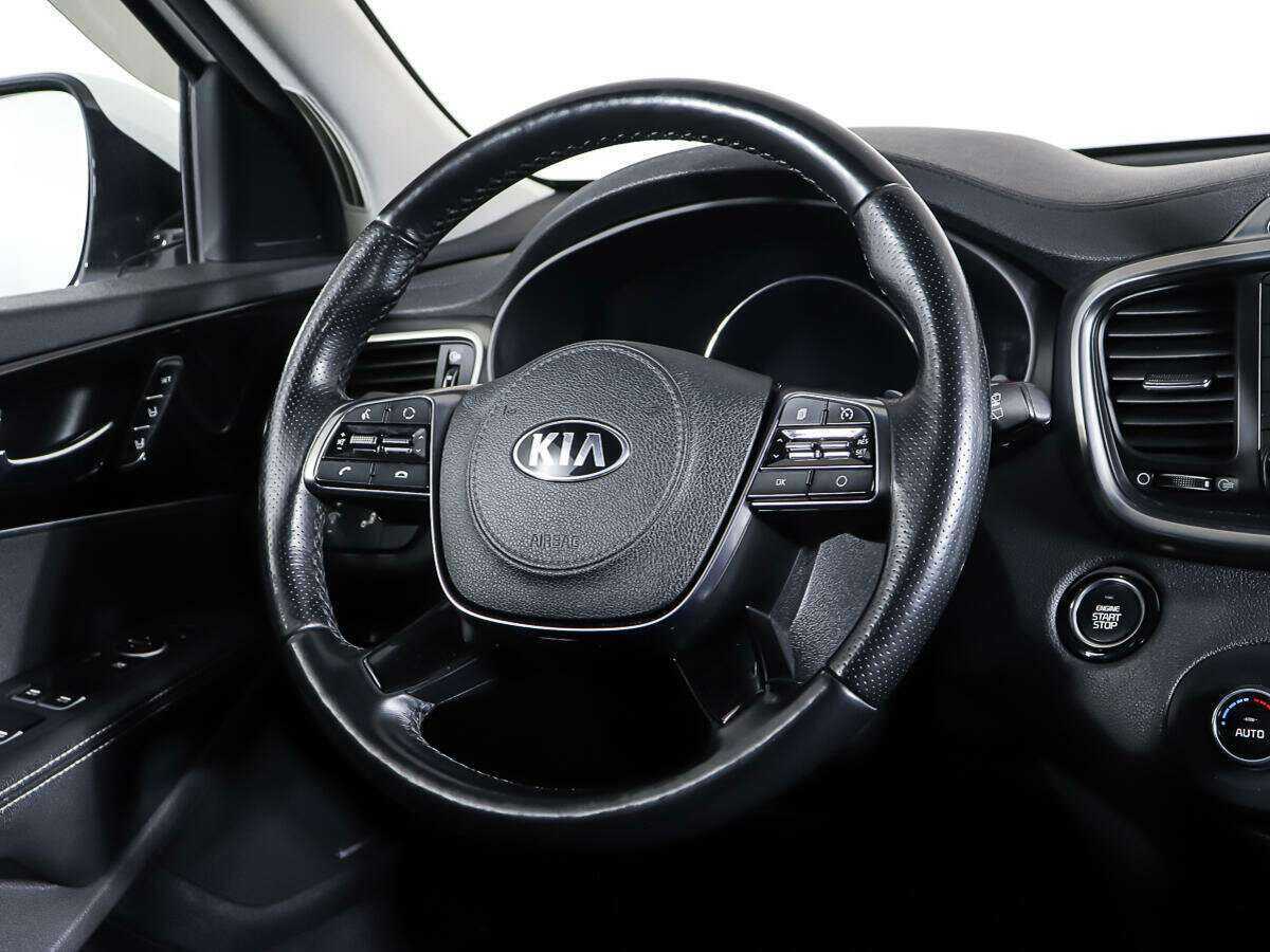 Kia Sorento с пробегом — 2019 год. Фото: #14