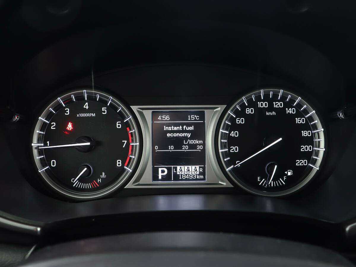 Suzuki Vitara с пробегом — 2021 год. Фото: #13