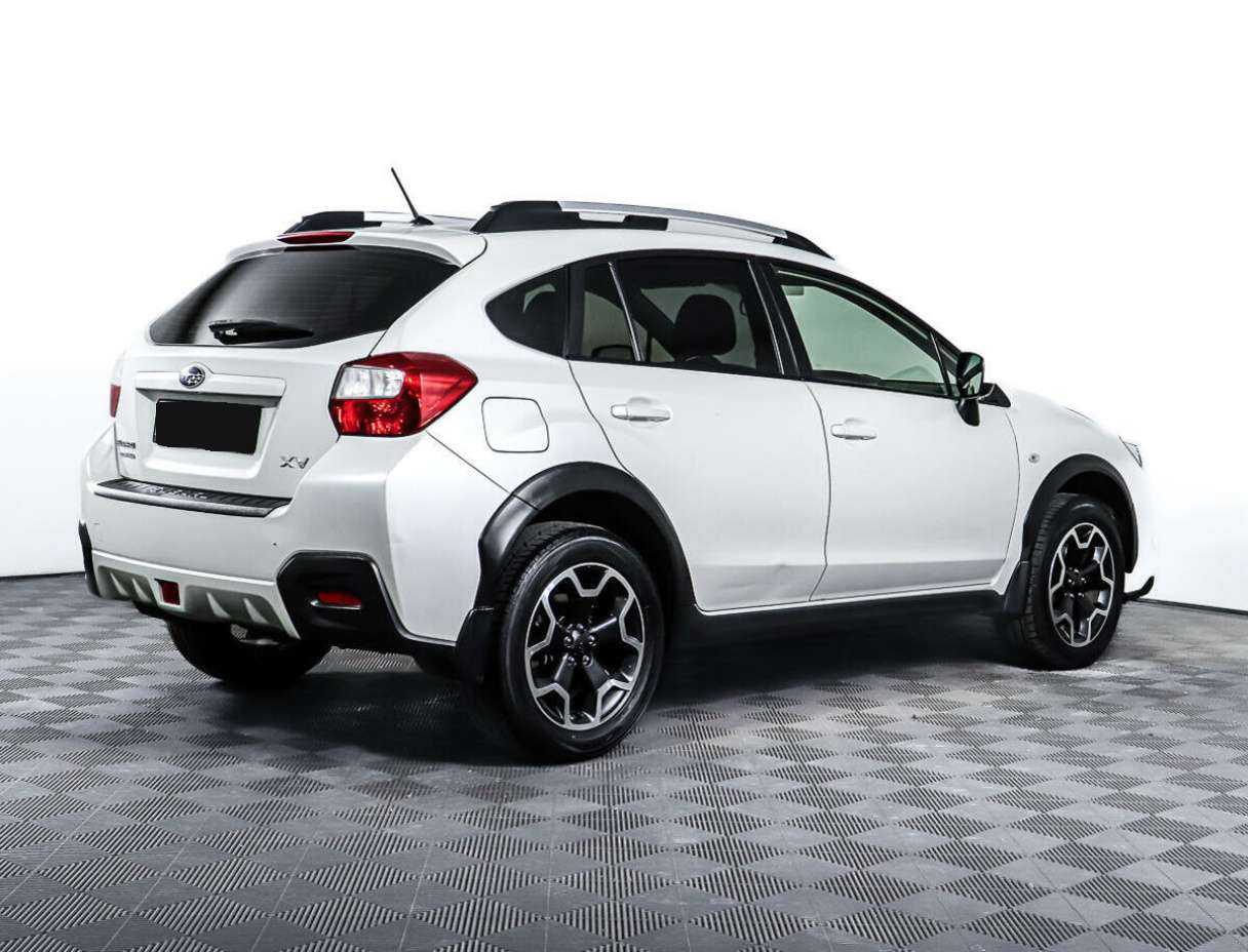 Subaru XV с пробегом — 2012 год. Фото: #4