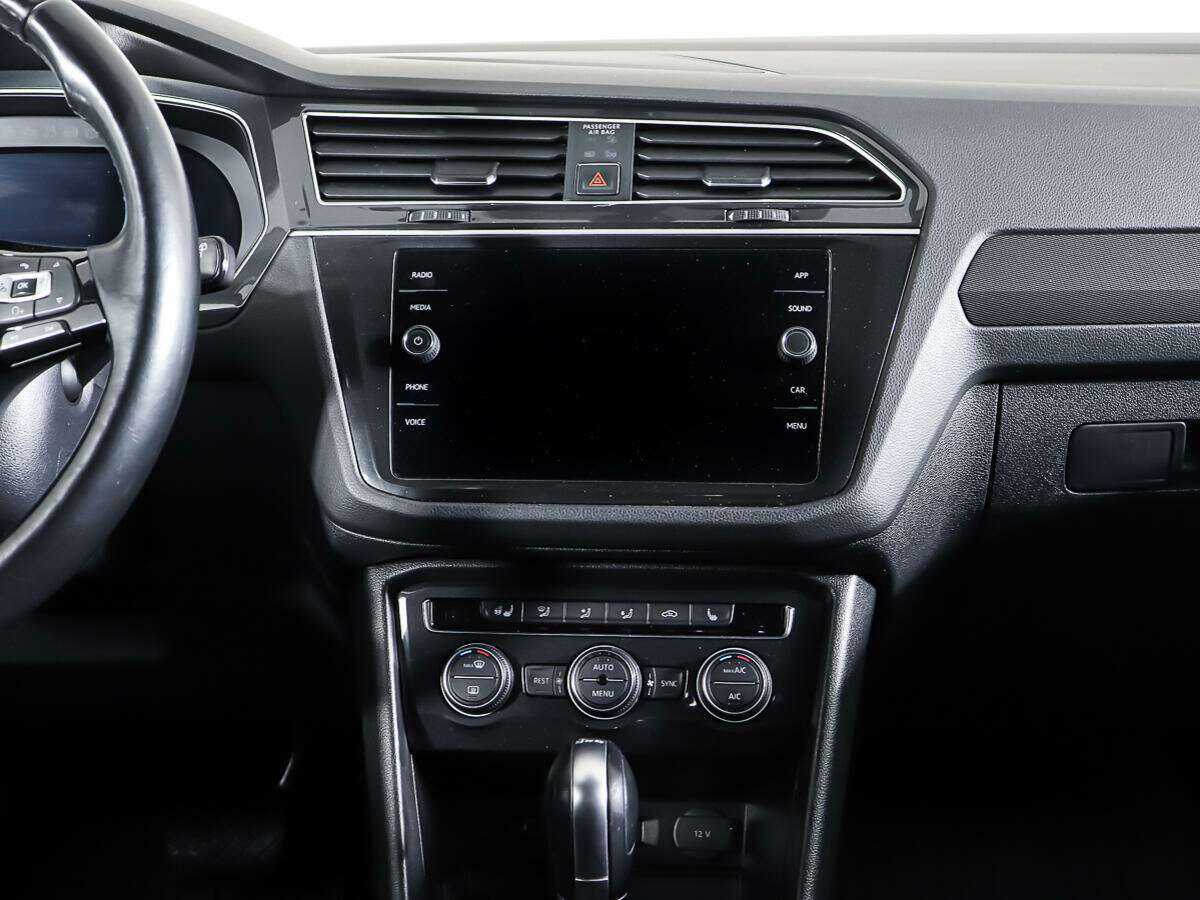 Volkswagen Tiguan с пробегом — 2018 год. Фото: #11