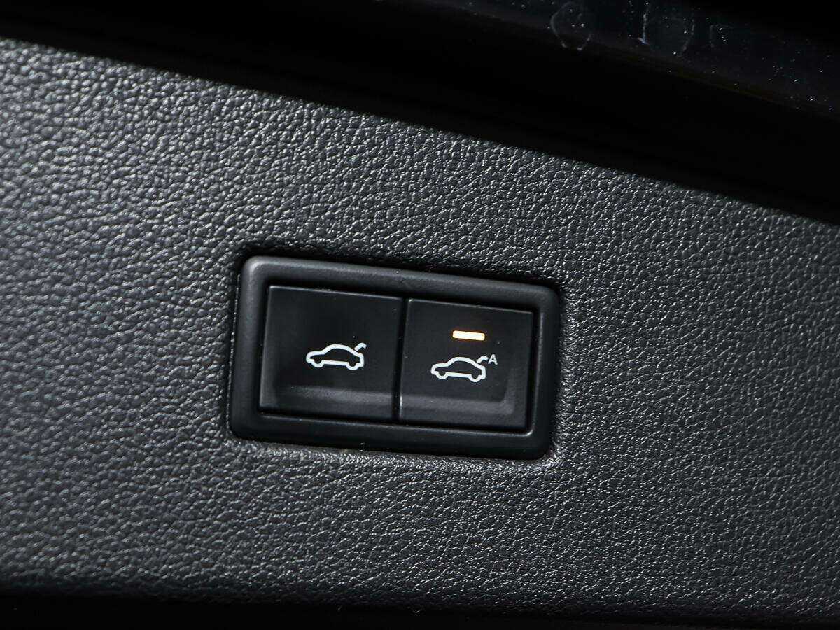 Volkswagen Tiguan с пробегом — 2018 год. Фото: #18