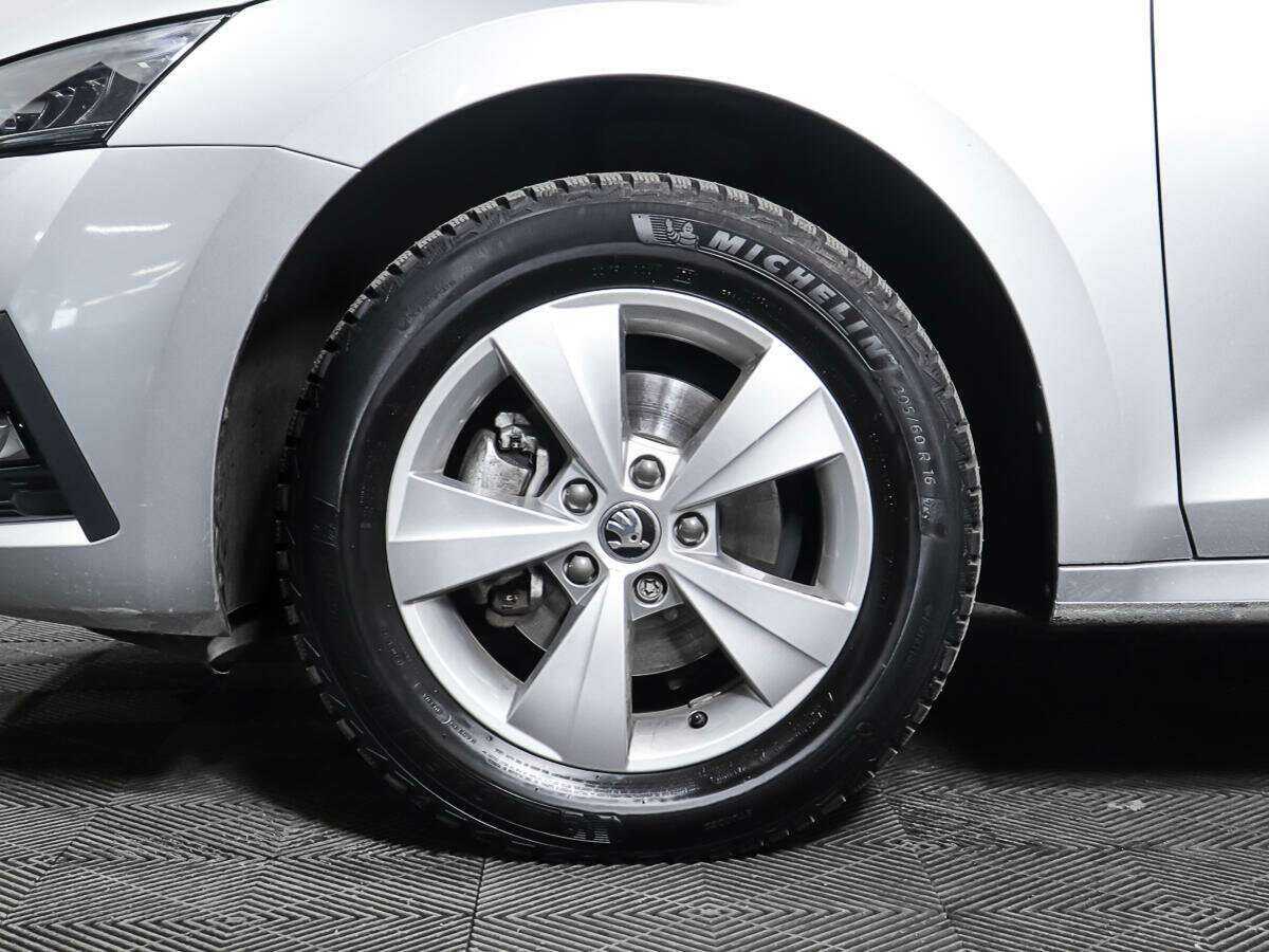 Skoda Octavia с пробегом — 2020 год. Фото: #24