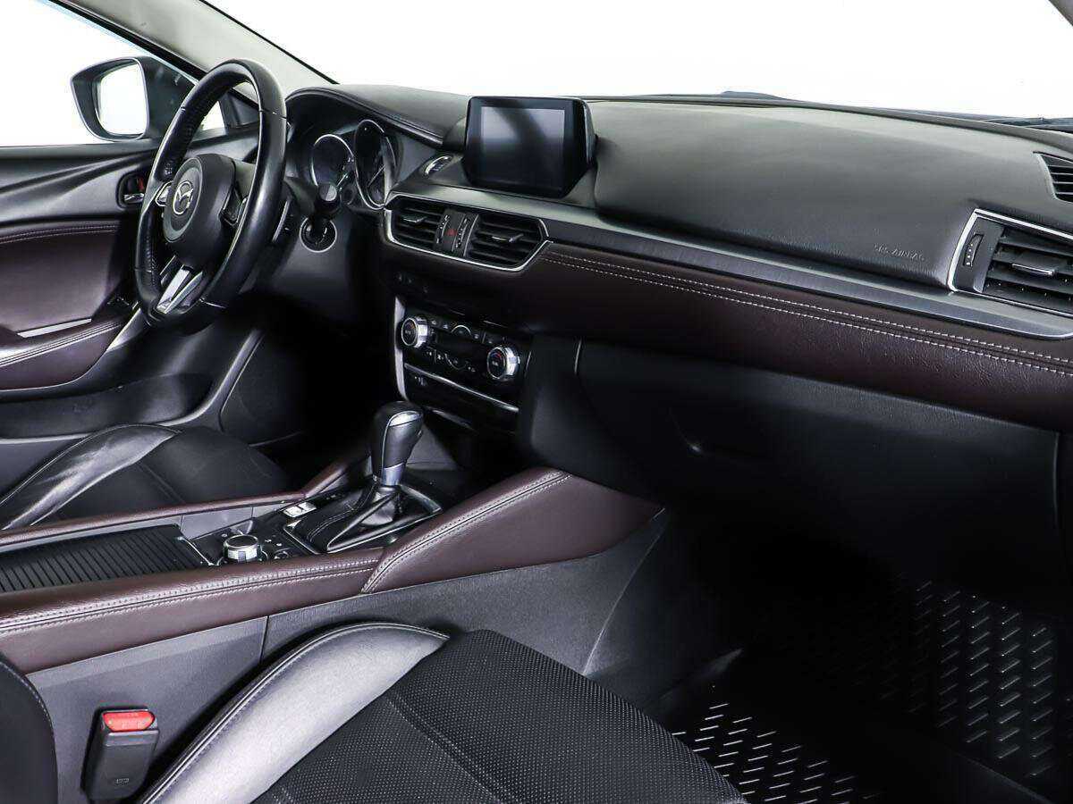 Mazda 6 с пробегом — 2018 год. Фото: #8