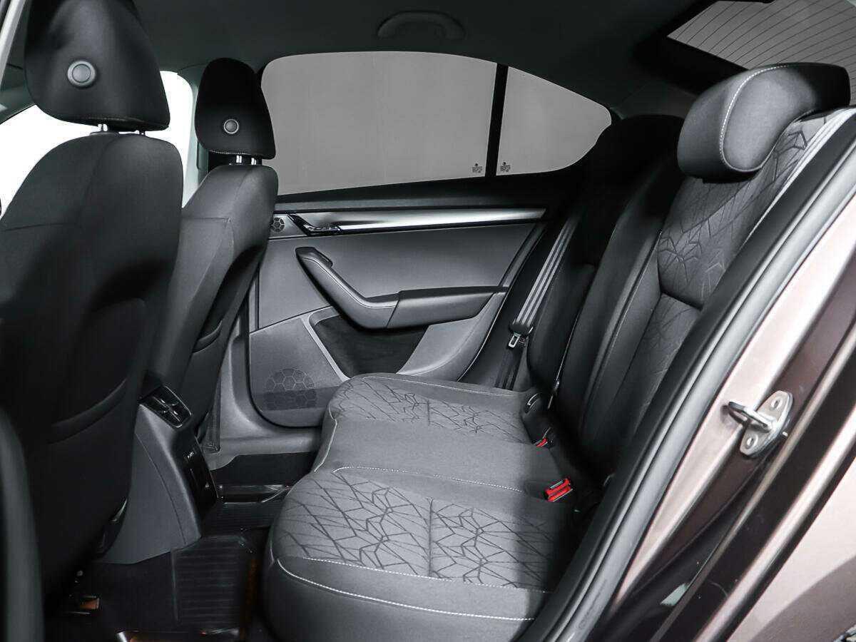 Skoda Octavia с пробегом — 2018 год. Фото: #10