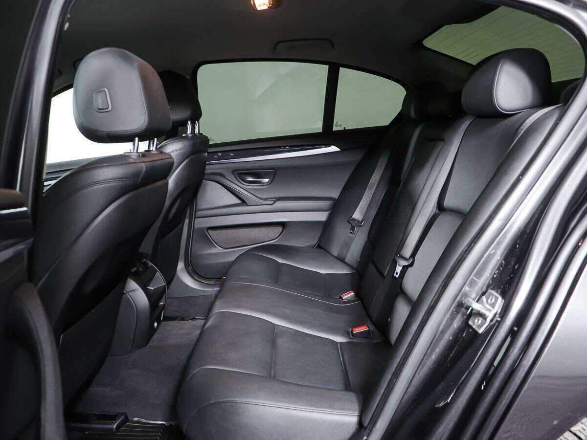 BMW 5 серии с пробегом — 2015 год. Фото: #9