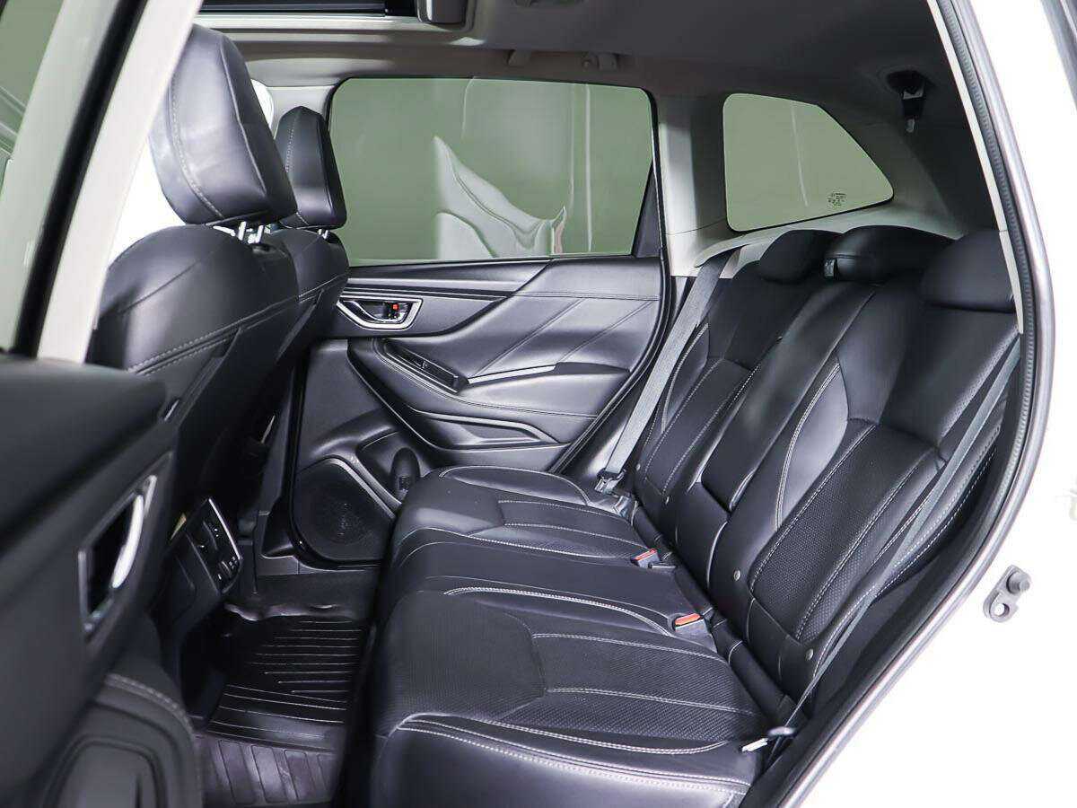 Subaru Forester с пробегом — 2019 год. Фото: #11