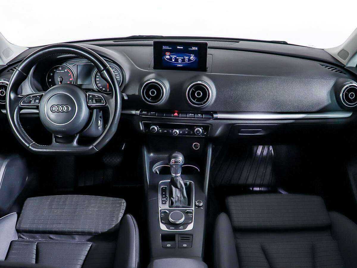 Audi A3 с пробегом — 2015 год. Фото: #9