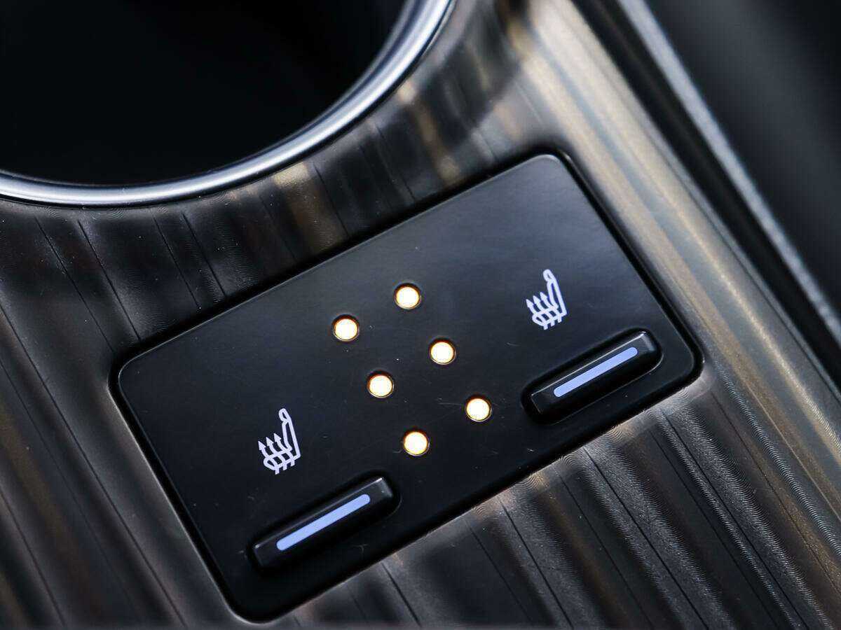 Toyota Camry с пробегом — 2018 год. Фото: #16