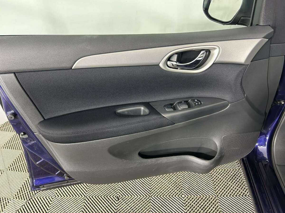 Nissan Sentra с пробегом — 2014 год. Фото: #7