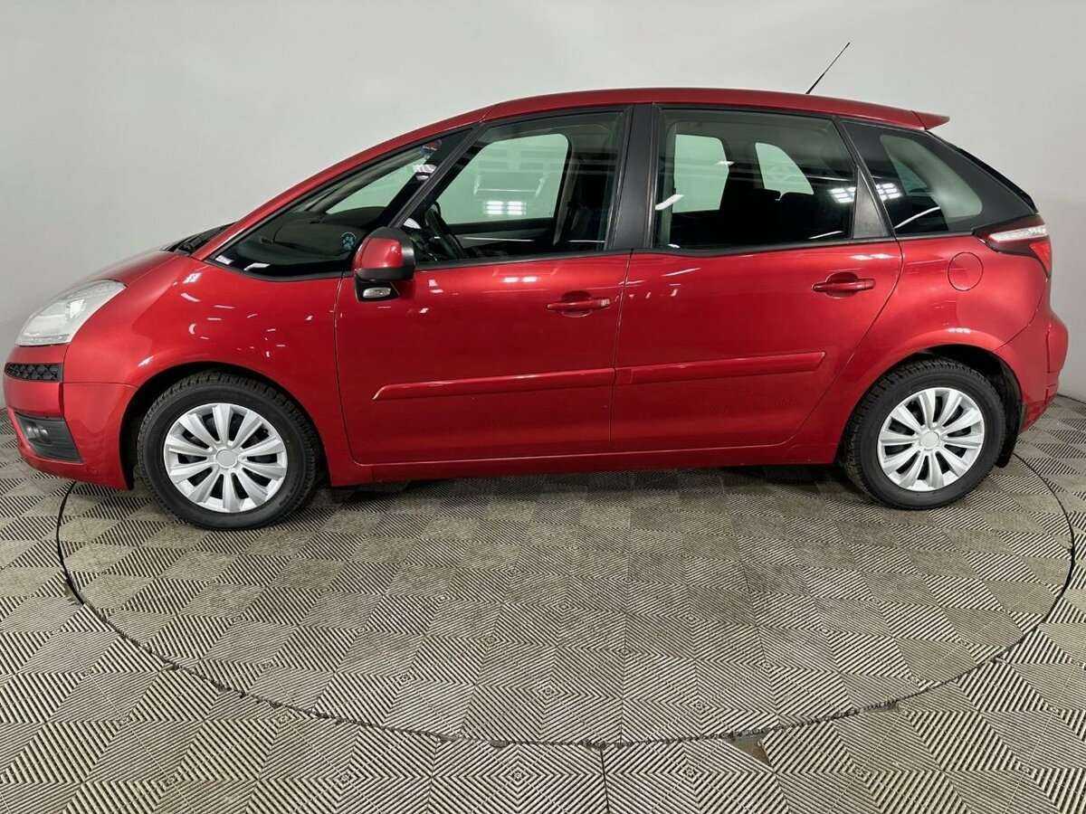 Citroen C4 Picasso с пробегом — 2012 год. Фото: #4