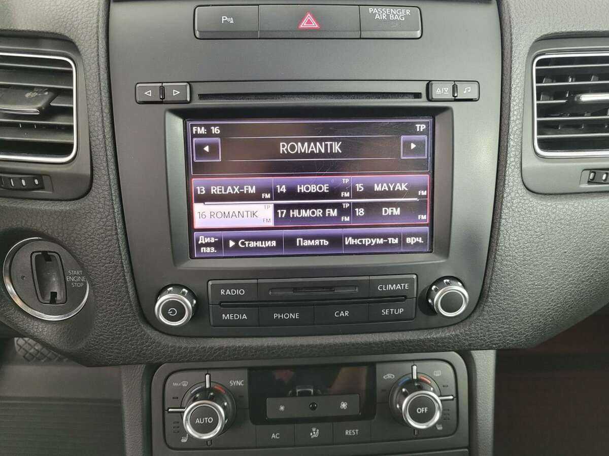 Volkswagen Touareg с пробегом — 2012 год. Фото: #11