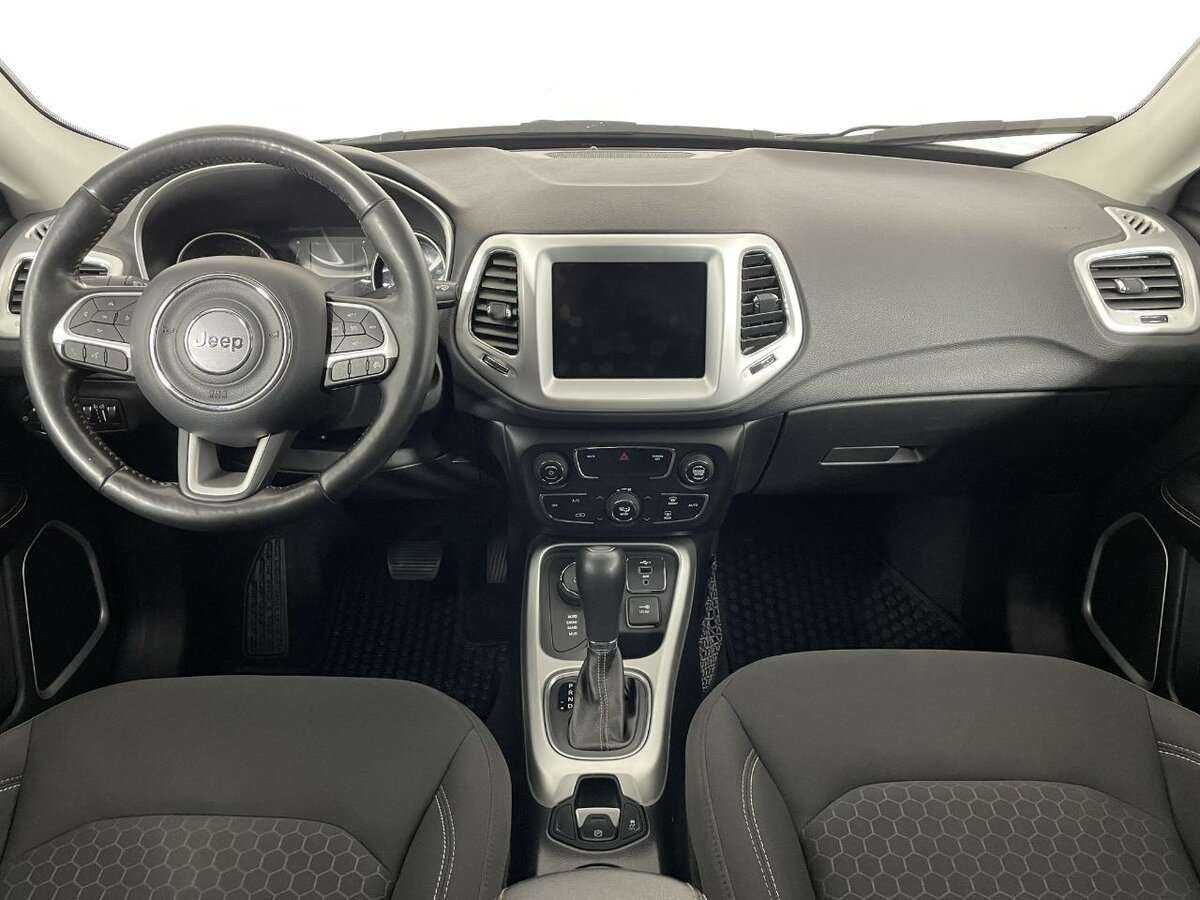 Jeep Compass с пробегом — 2019 год. Фото: #6