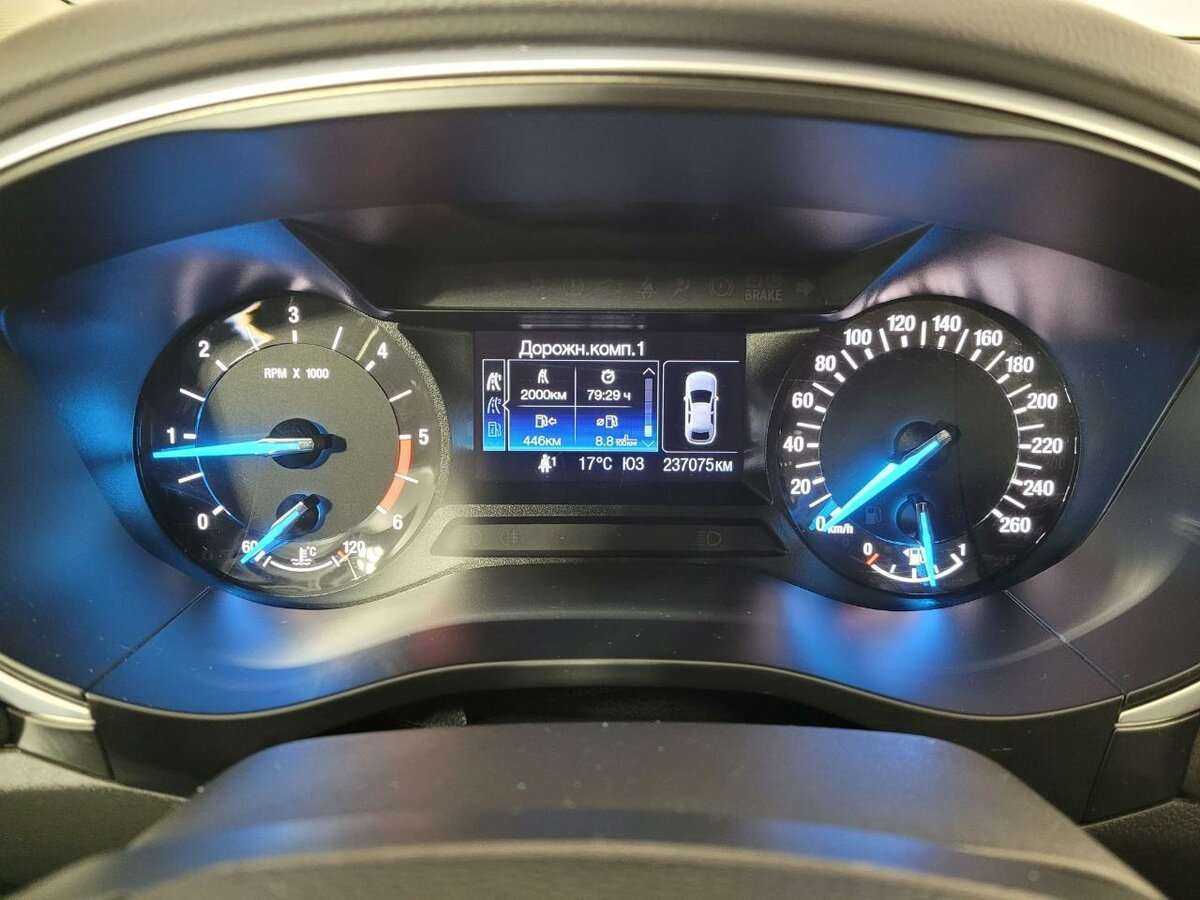 Ford Mondeo с пробегом — 2016 год. Фото: #10