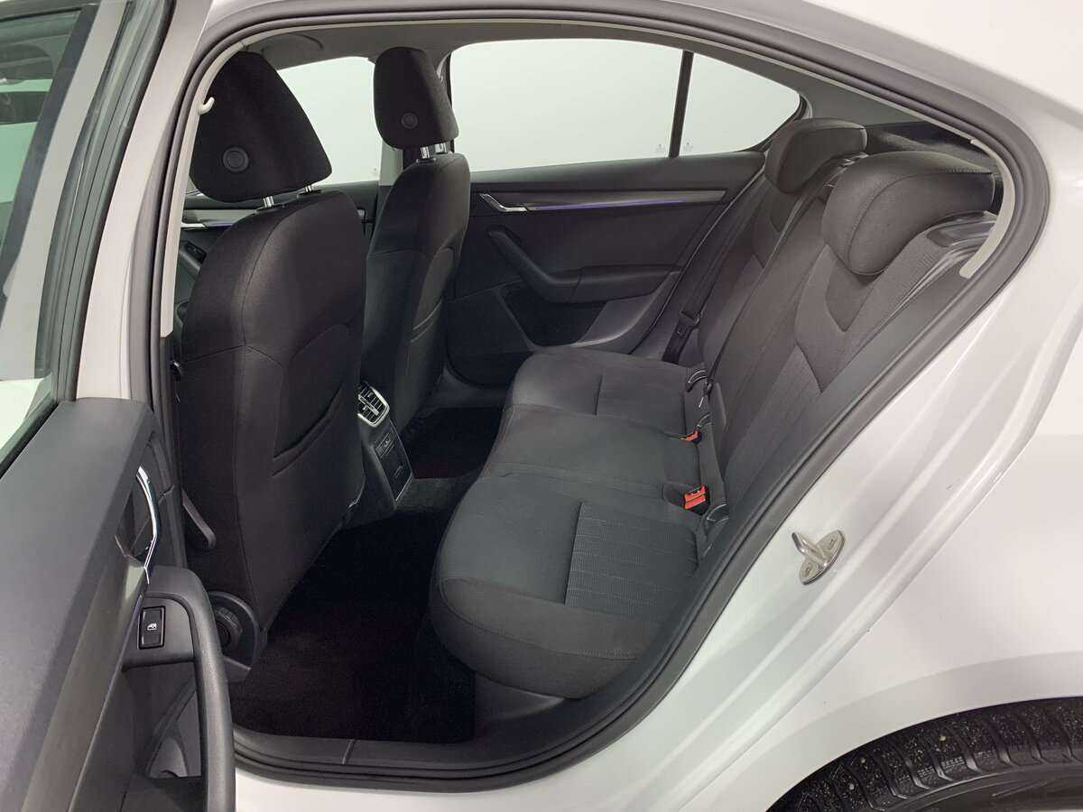 Skoda Octavia с пробегом — 2018 год. Фото: #11