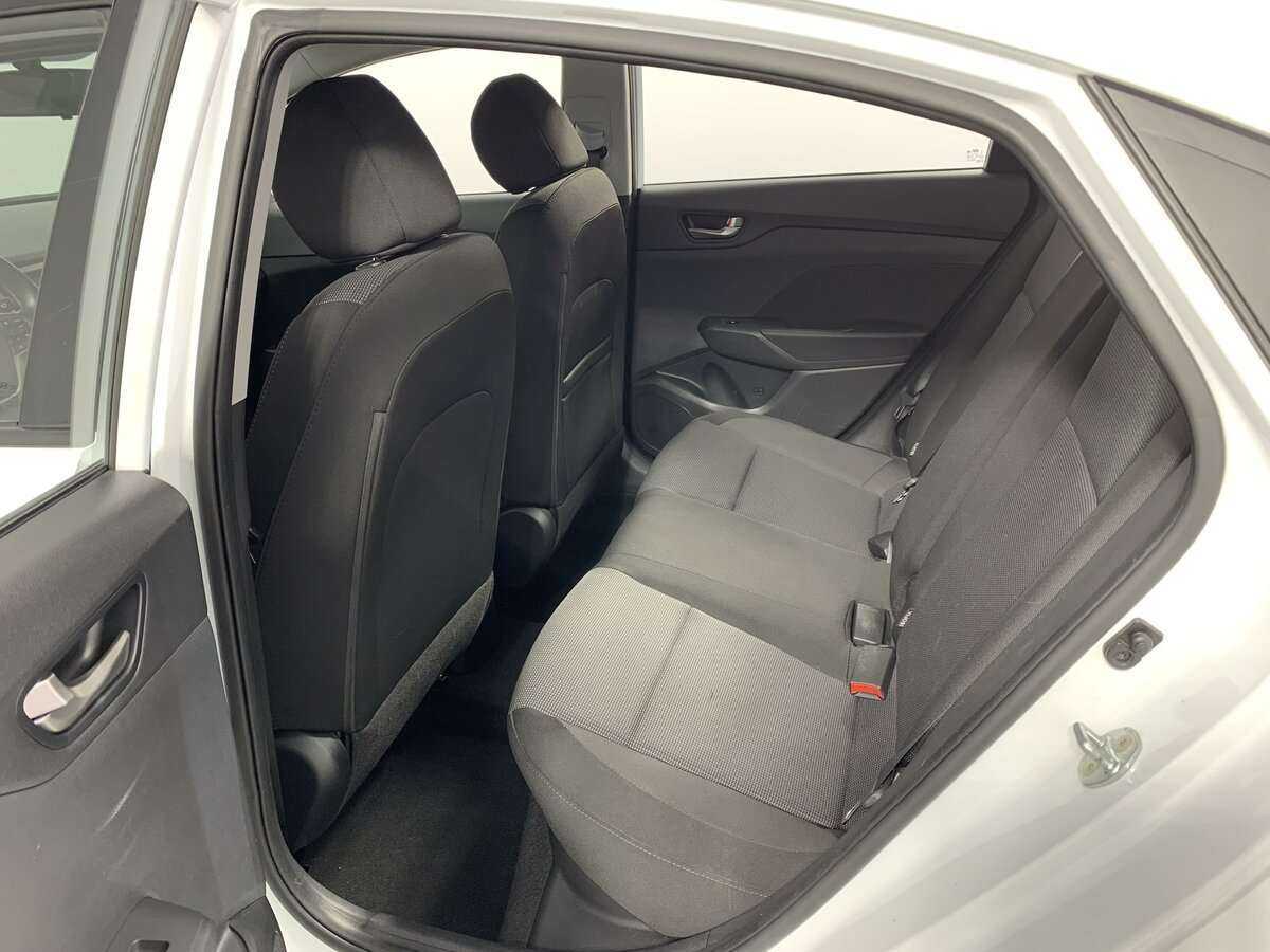 Hyundai Solaris с пробегом — 2019 год. Фото: #8