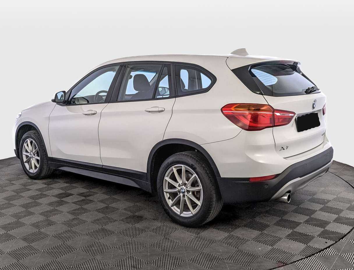 BMW X1 с пробегом — 2019 год. Фото: #6