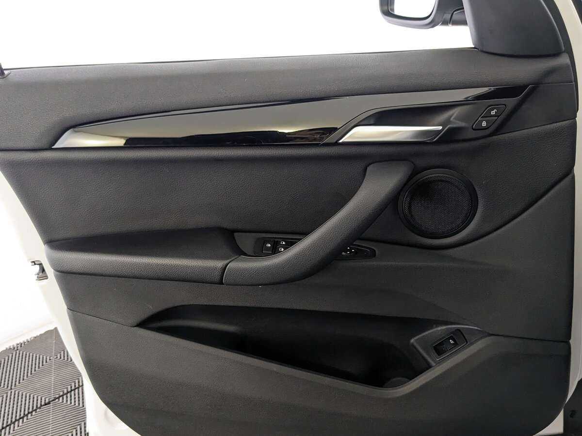 BMW X1 с пробегом — 2019 год. Фото: #16