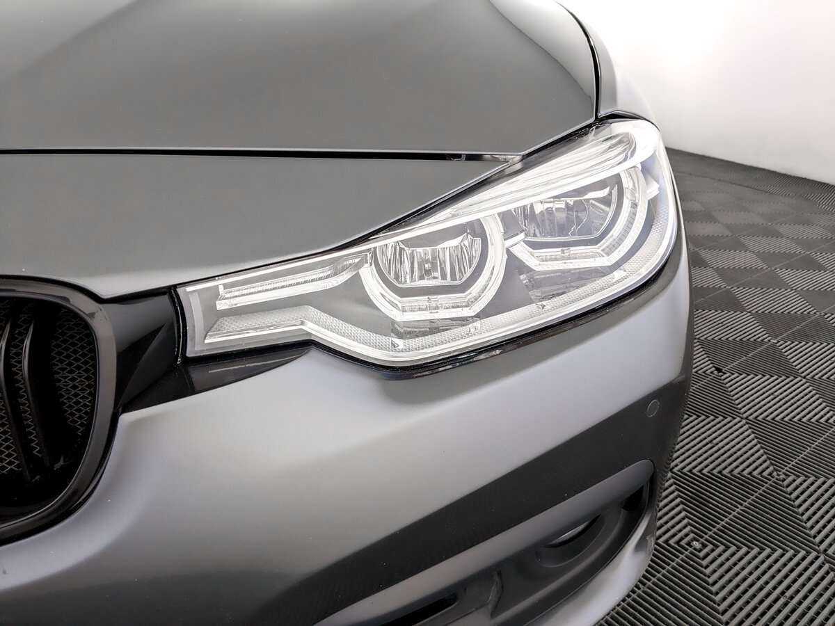 BMW 3 серии с пробегом — 2018 год. Фото: #16