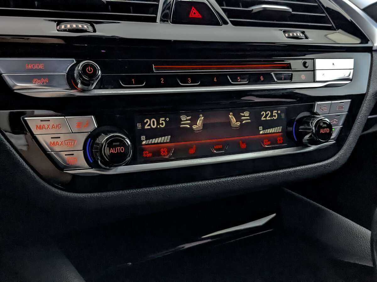 BMW 5 серии с пробегом — 2017 год. Фото: #16