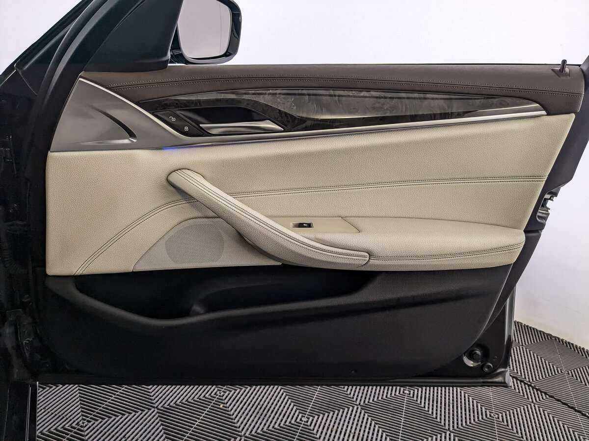 BMW 5 серии с пробегом — 2017 год. Фото: #20