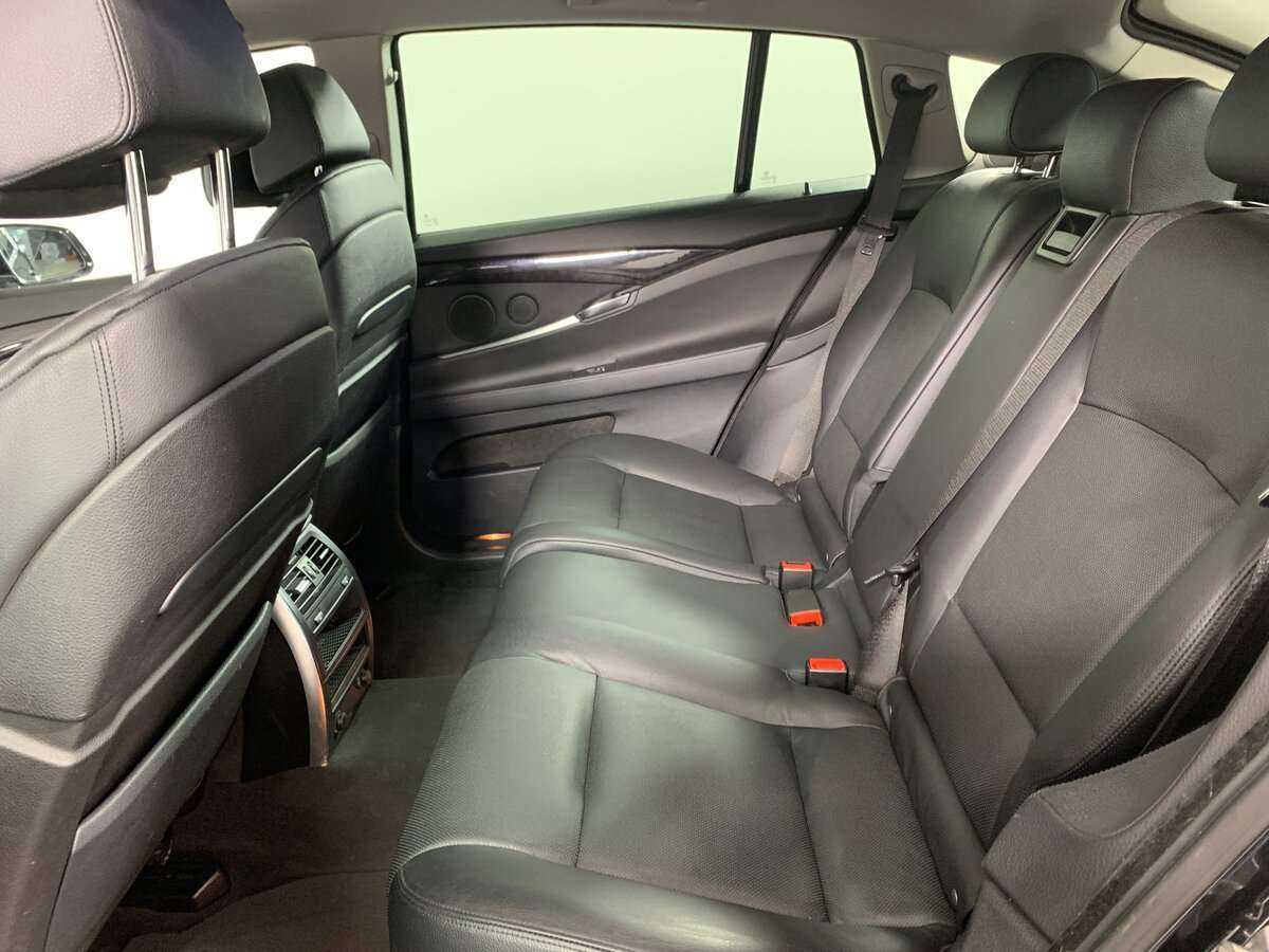 BMW 5 серии с пробегом — 2012 год. Фото: #14