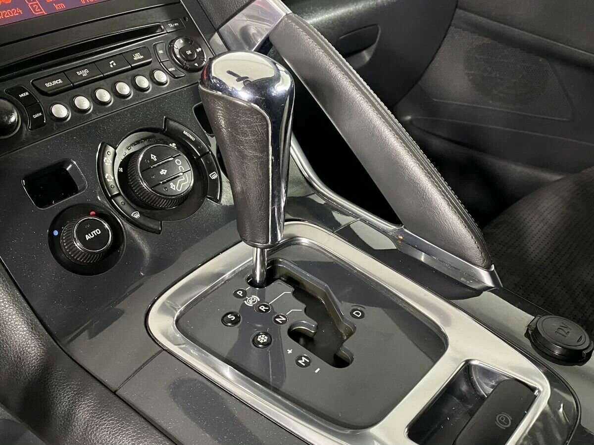 Peugeot 3008 с пробегом — 2012 год. Фото: #11