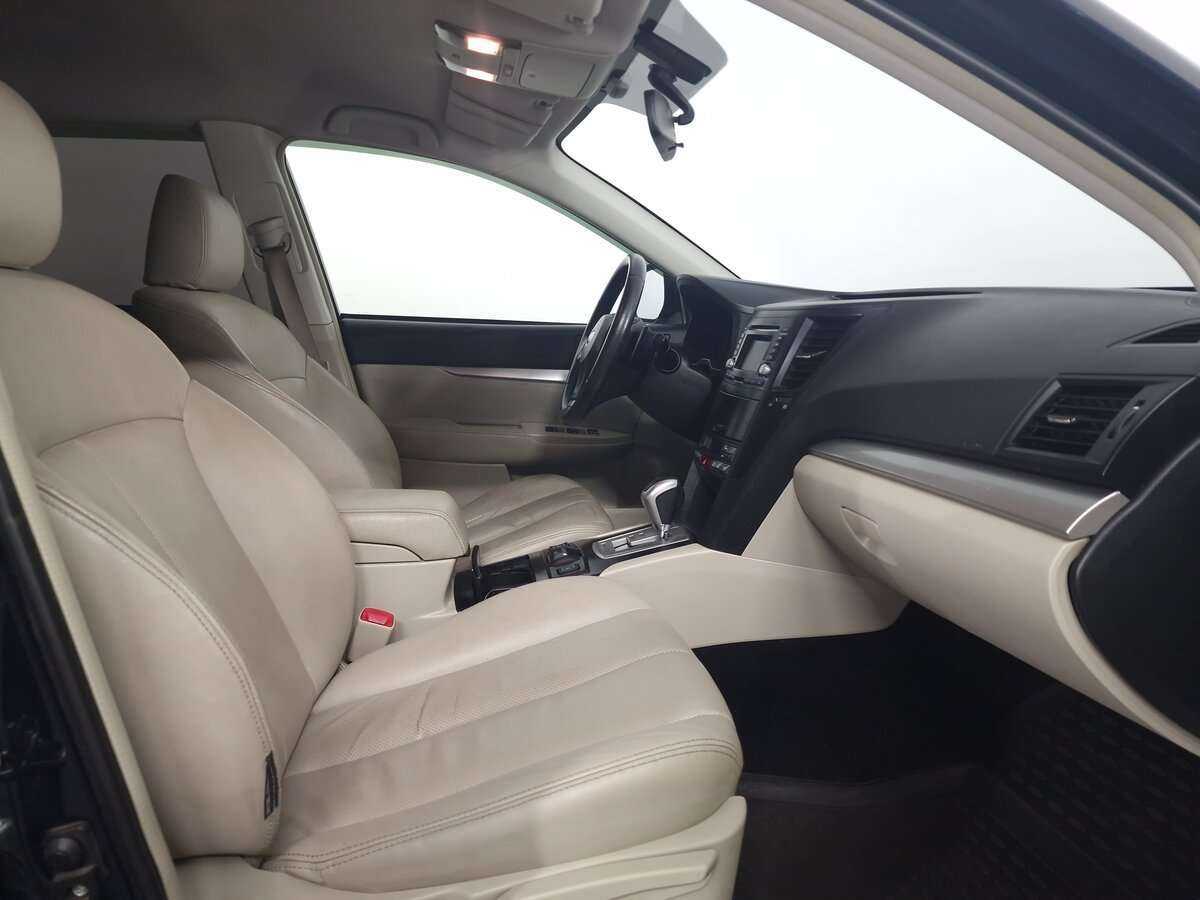 Subaru Outback с пробегом — 2014 год. Фото: #17